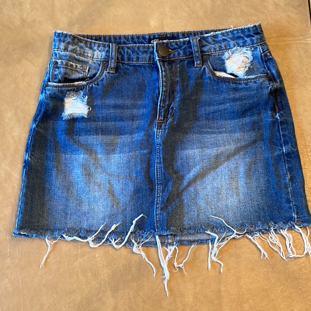 Medium wash denim skirt